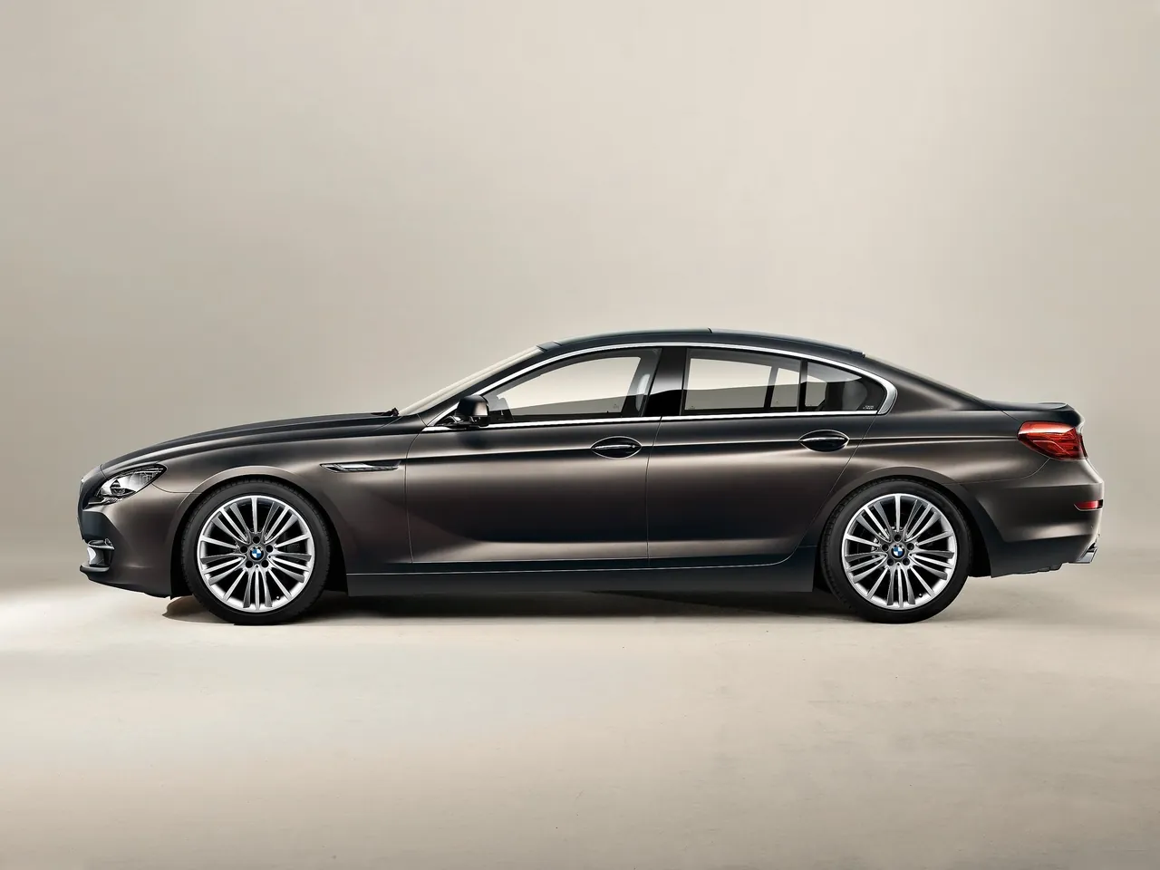 BMW 6-Series Gran Coupe (2013) – boční profil
