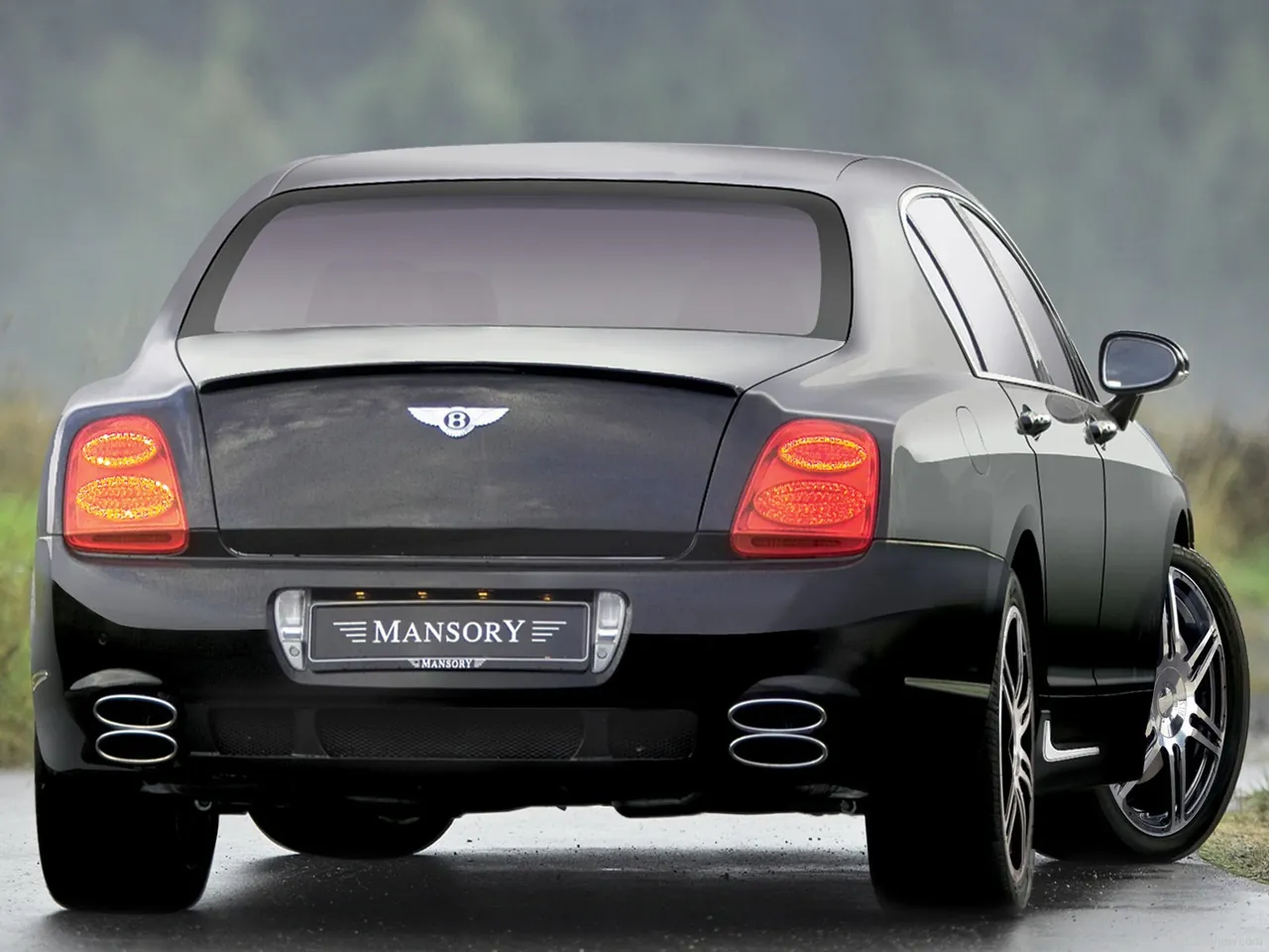 Mansory Bentley Continental Flying Spur (2006) – zadní tříčtvrteční pohled