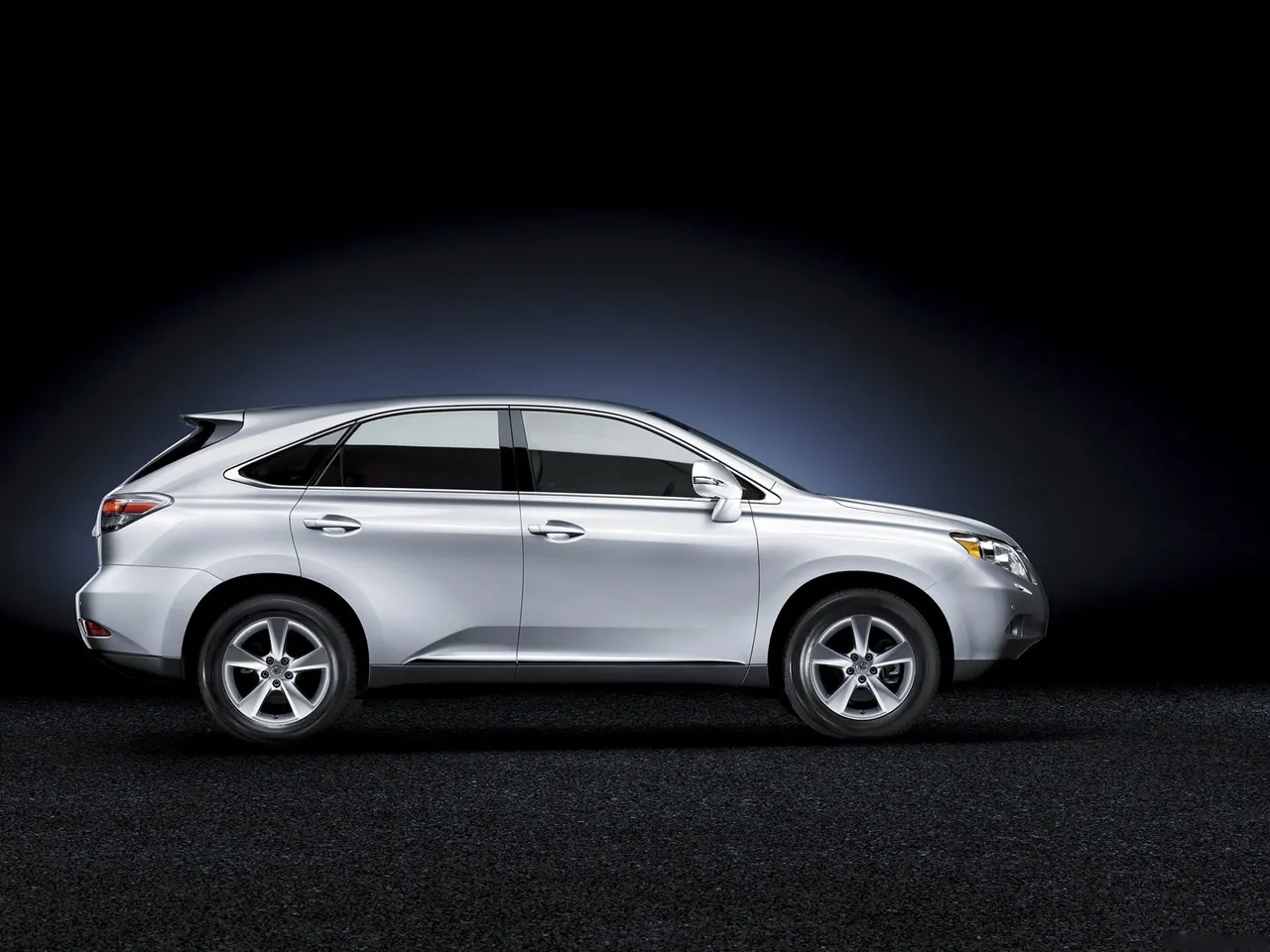 Lexus RX 350 (2010) – boční profil