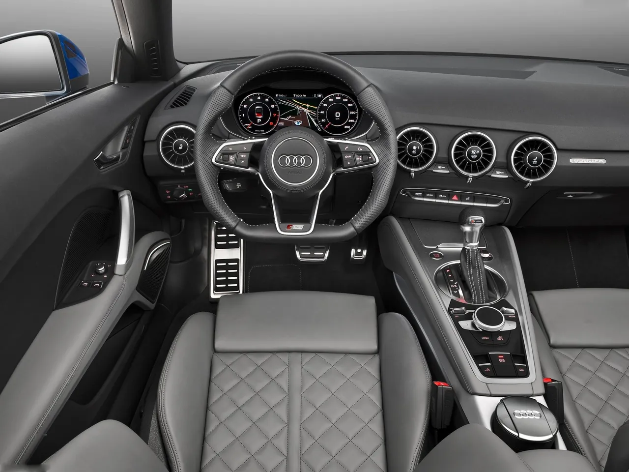 Audi TT Roadster (2015) – interiér