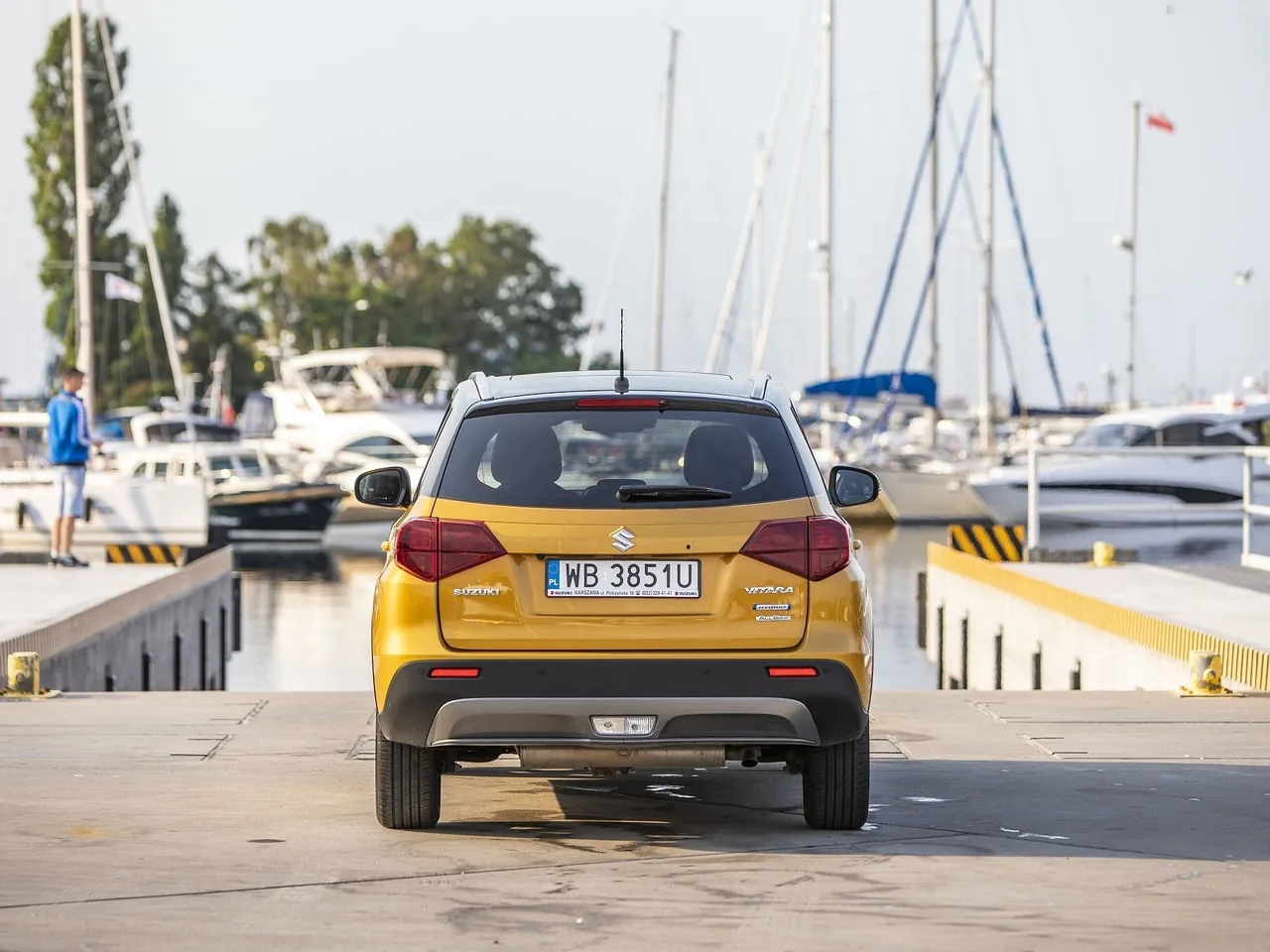 Suzuki Vitara Hybrid (2020) – zezadu