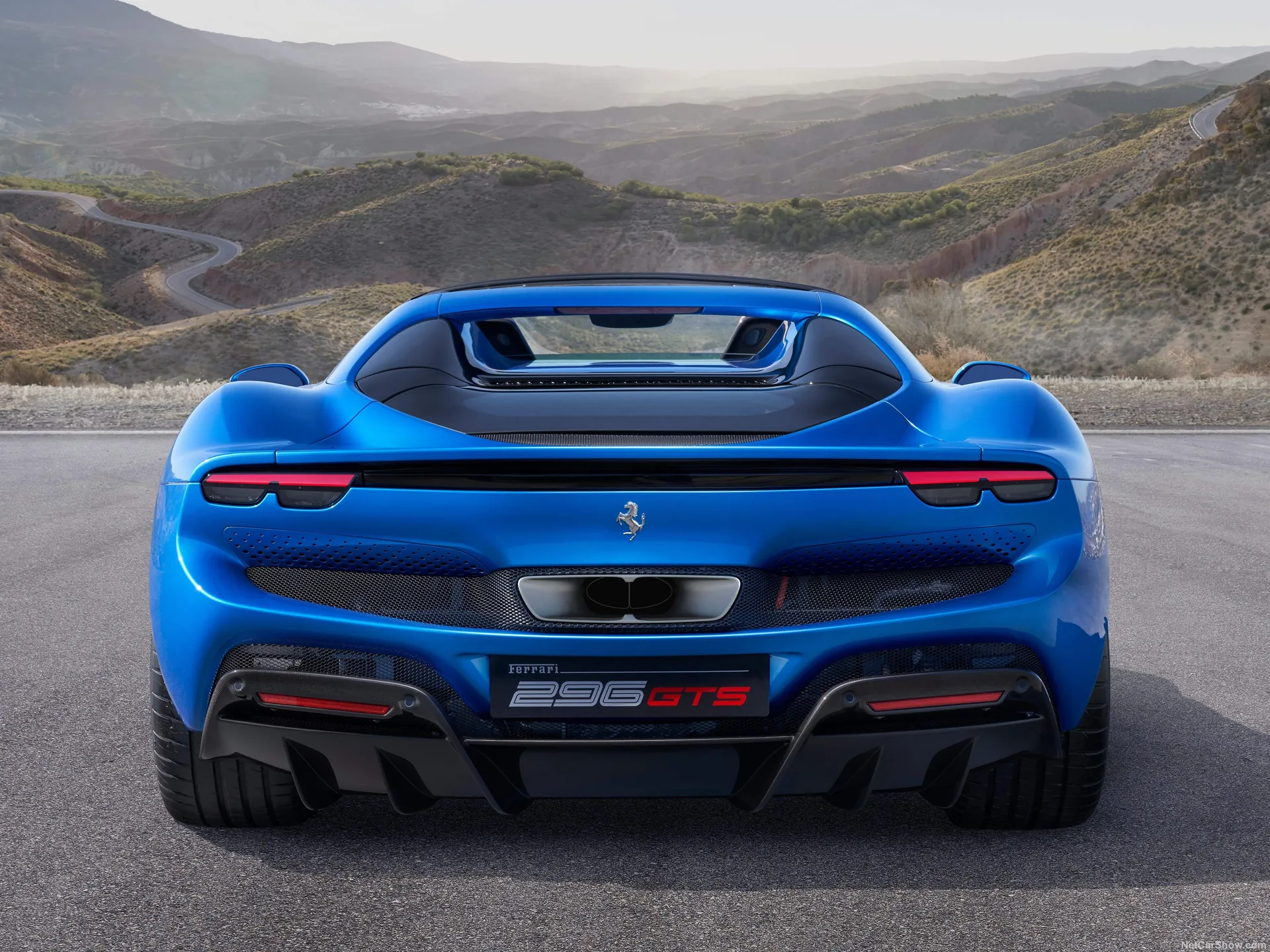 Ferrari 296 GTS (2023) – zezadu