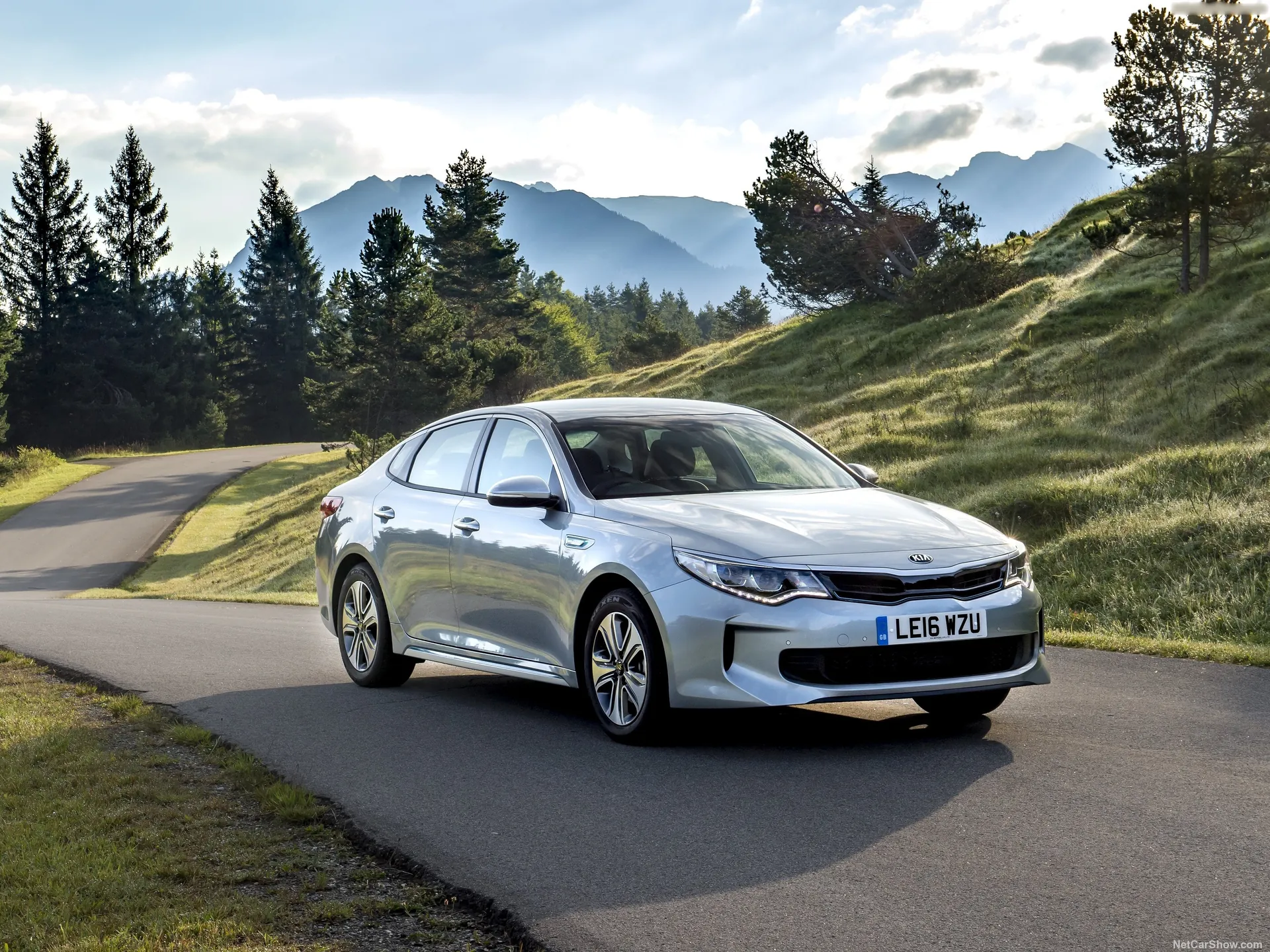 Kia Optima PHEV [UK] (2017)