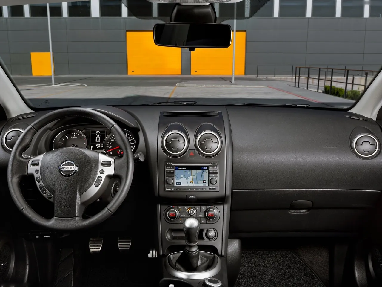 Nissan Qashqai (2012) – interiér