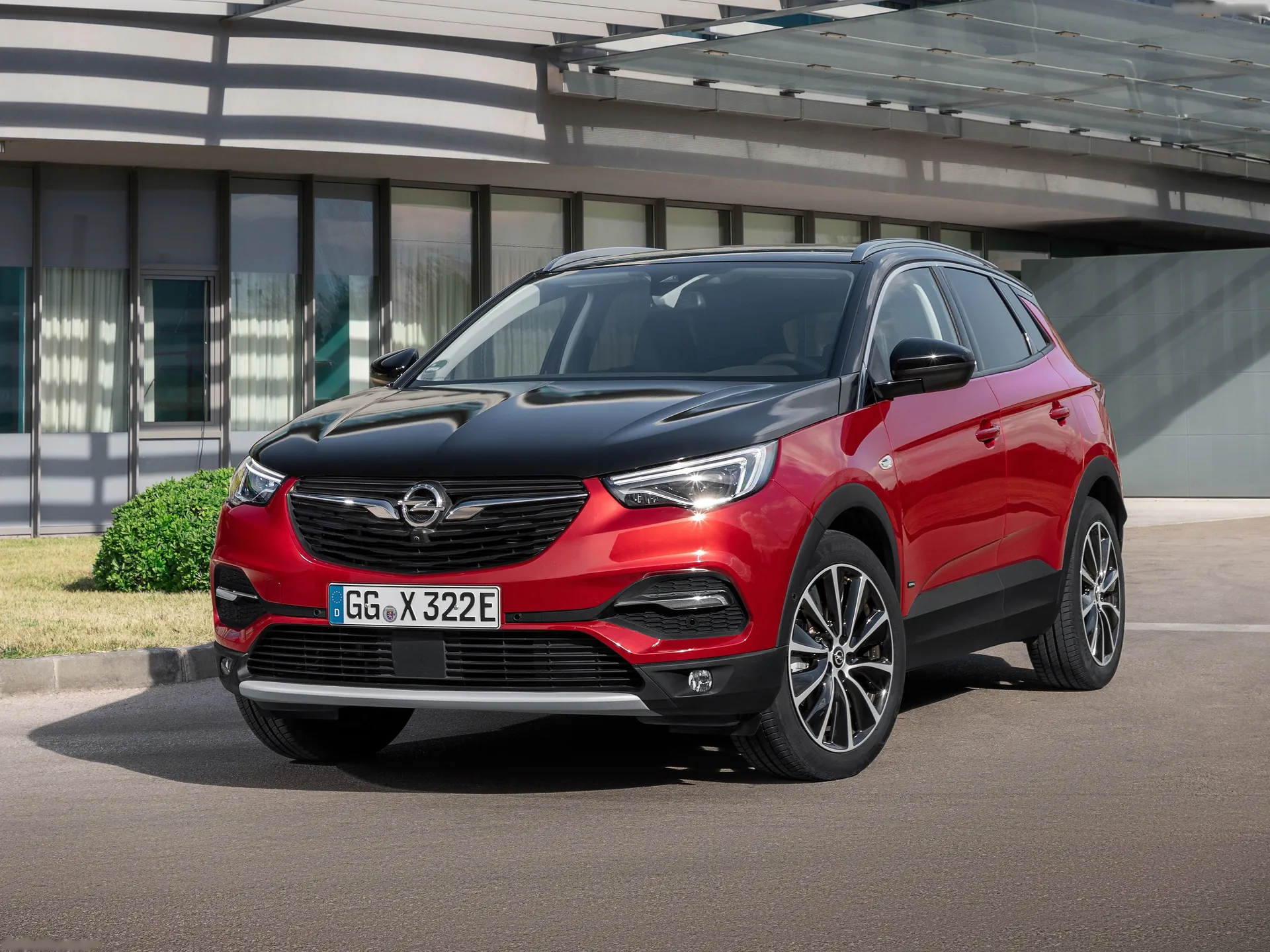 Opel Grandland X Hybrid4 (2019)