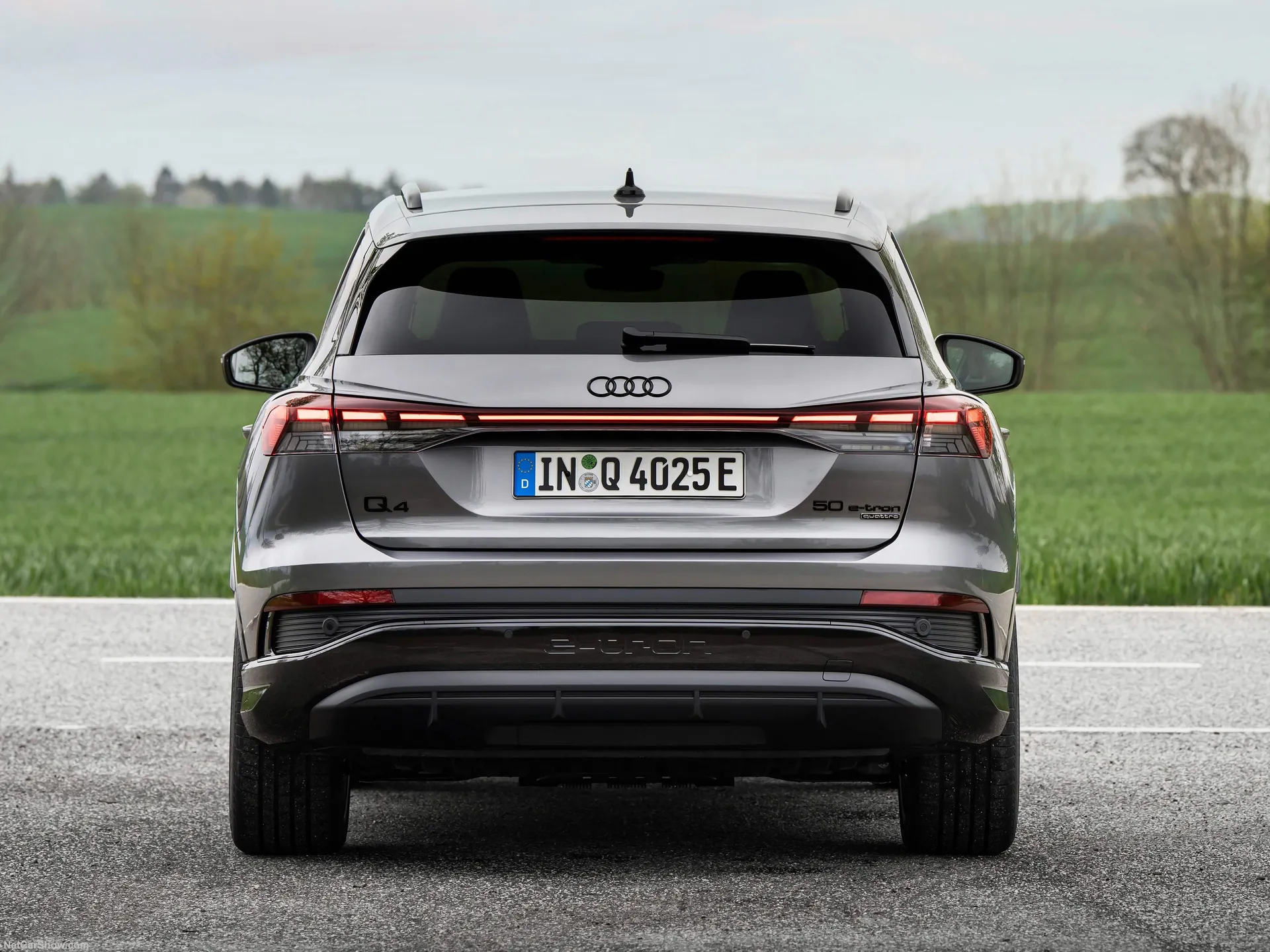 Audi Q4 e-tron (2022) – zezadu