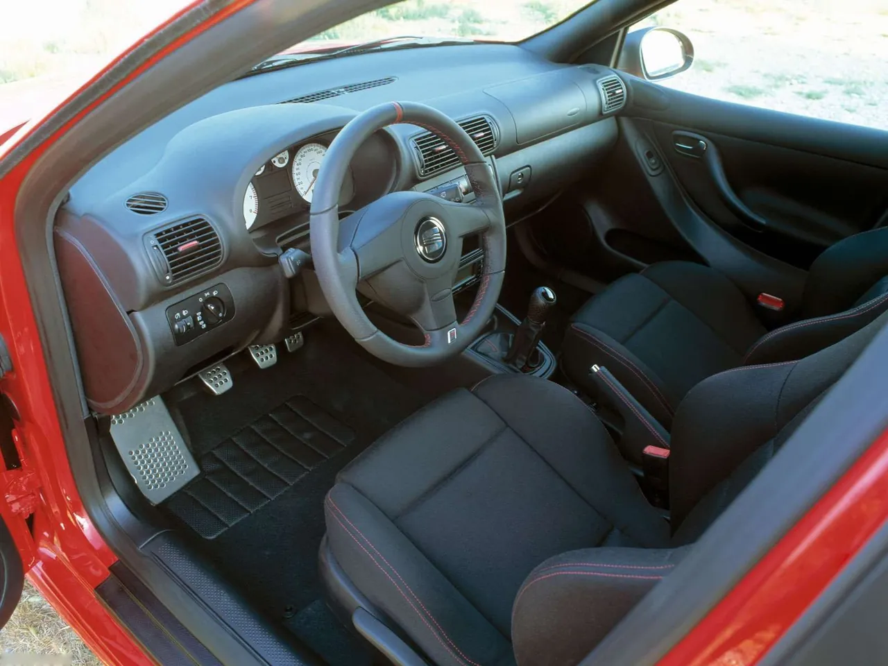 Seat Leon Cupra R (2003) – interiér