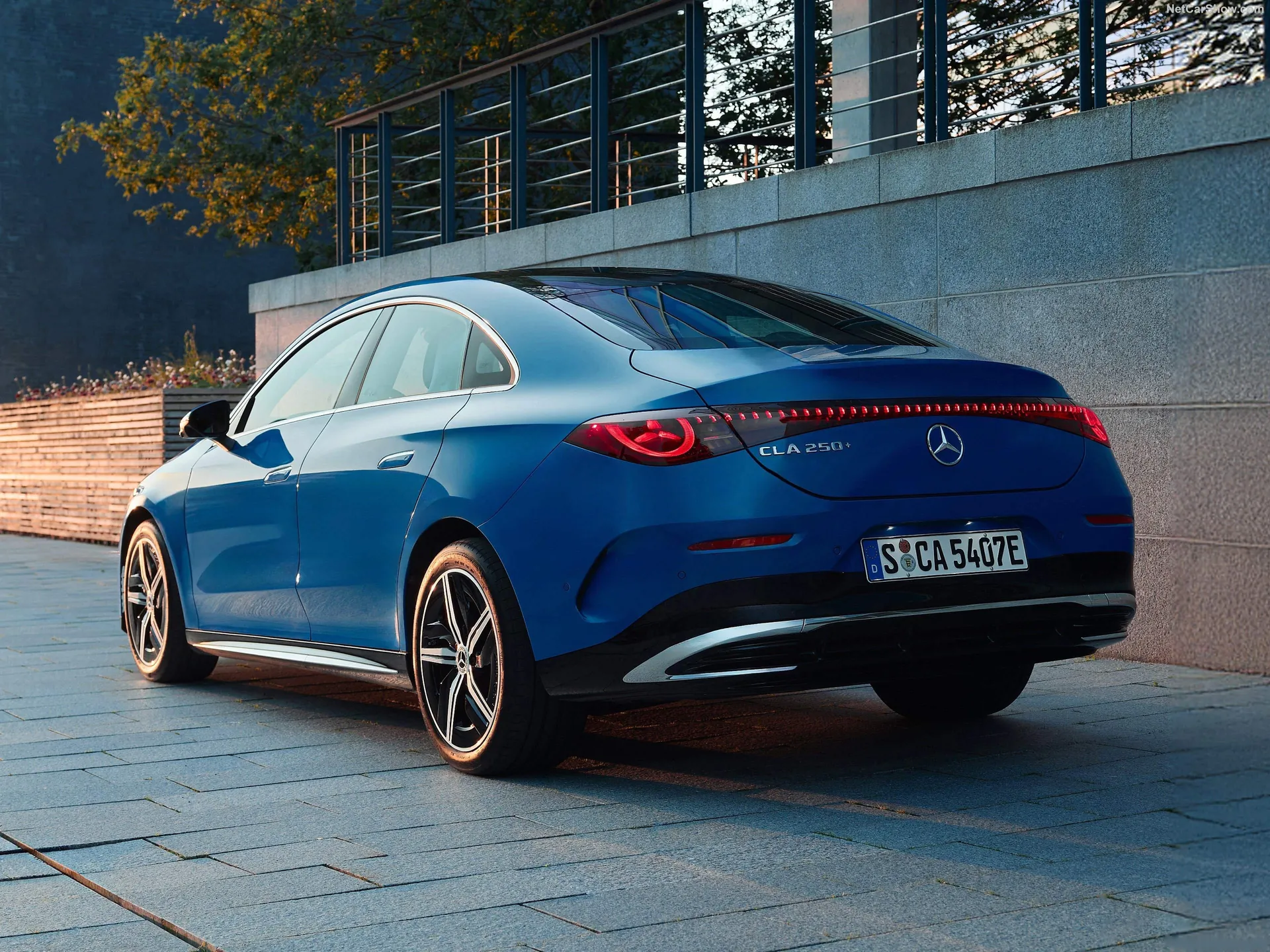 Mercedes-Benz CLA (2026) – zadní tříčtvrteční pohled