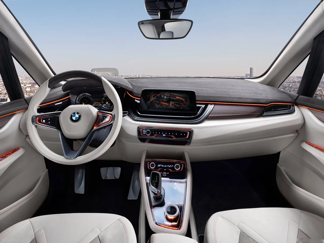 BMW Active Tourer Concept (2012) – interiér