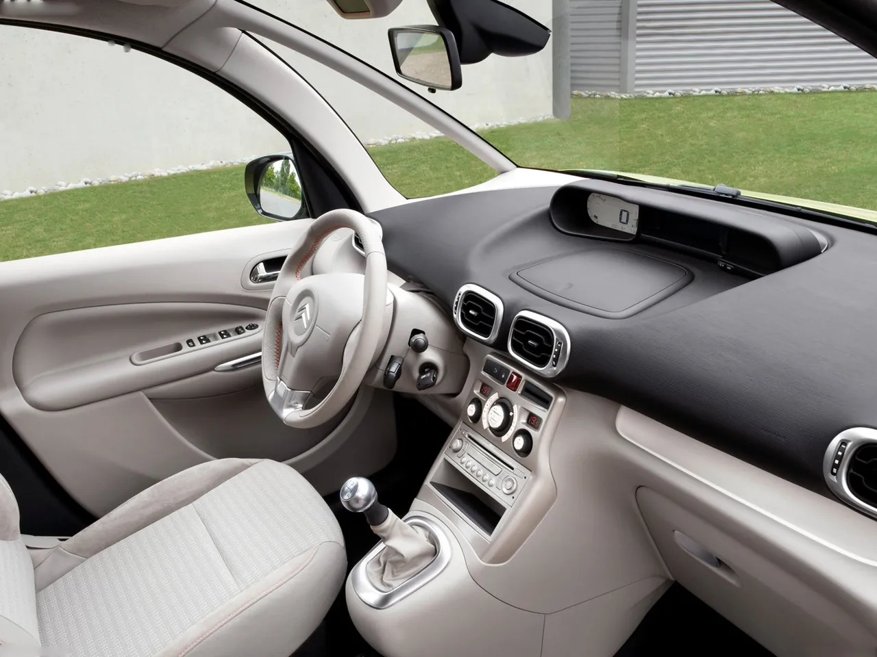 Citroen C3 Picasso (2009) – interiér