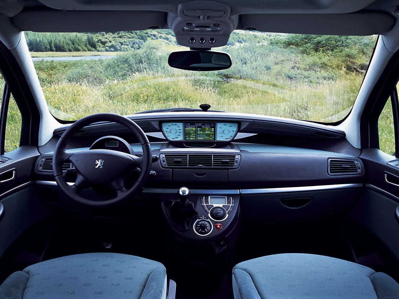 Peugeot 807 (2001) – interiér