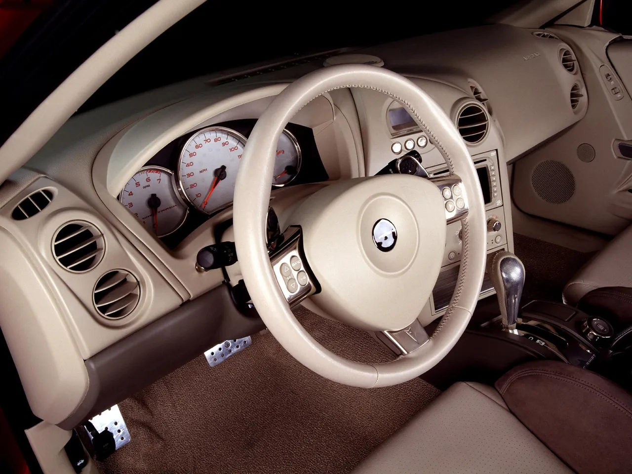 Pontiac Grand Prix G-Force Concept (2002) – interiér