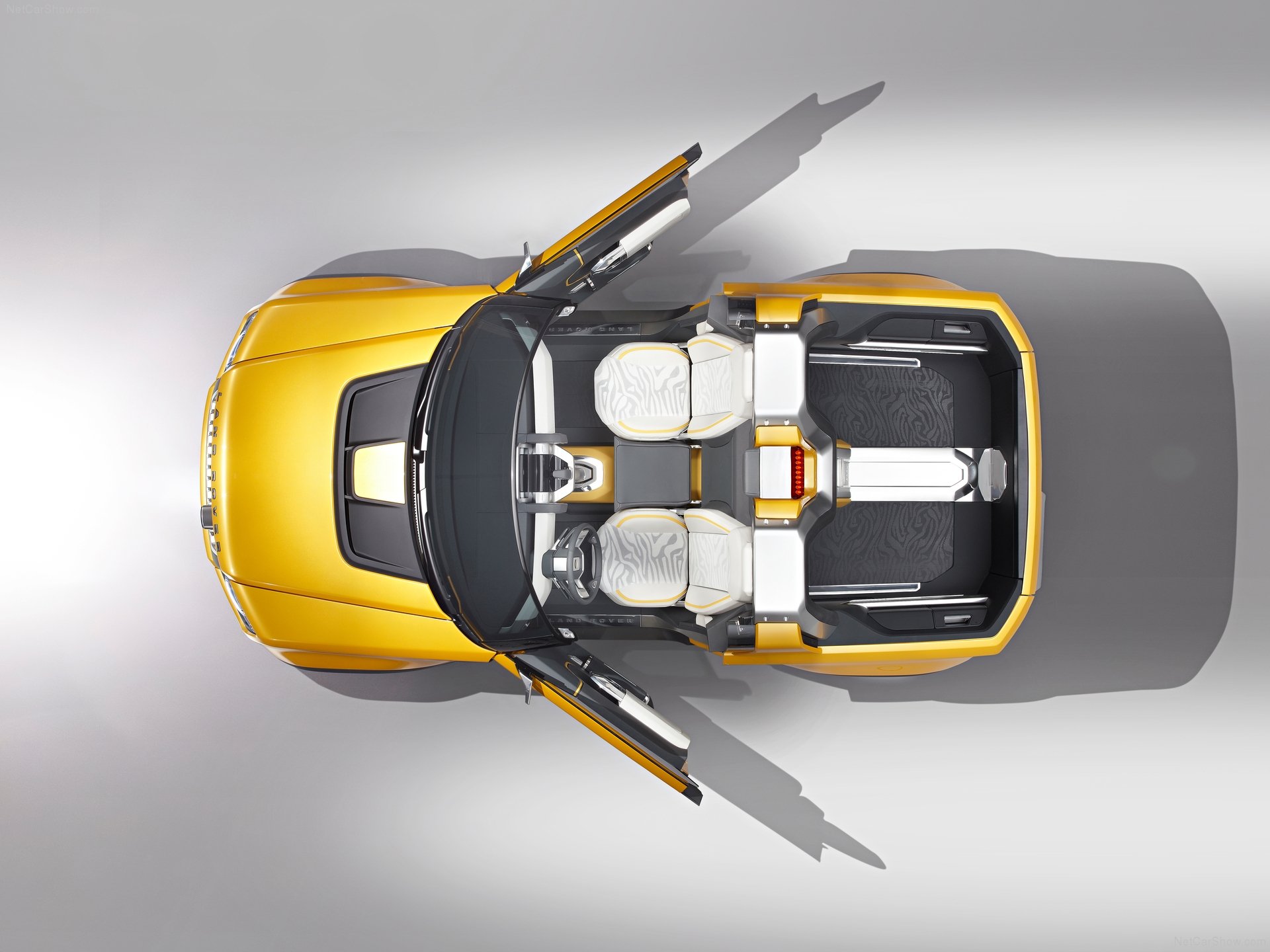 Land Rover DC100 Sport Concept (2011) – pohled shora