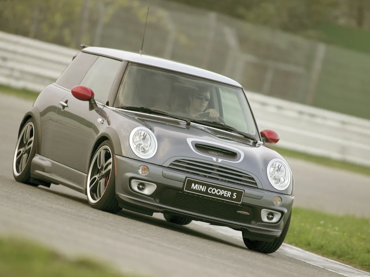 Mini Cooper S John Cooper Works GP Tuning Kit (2006)