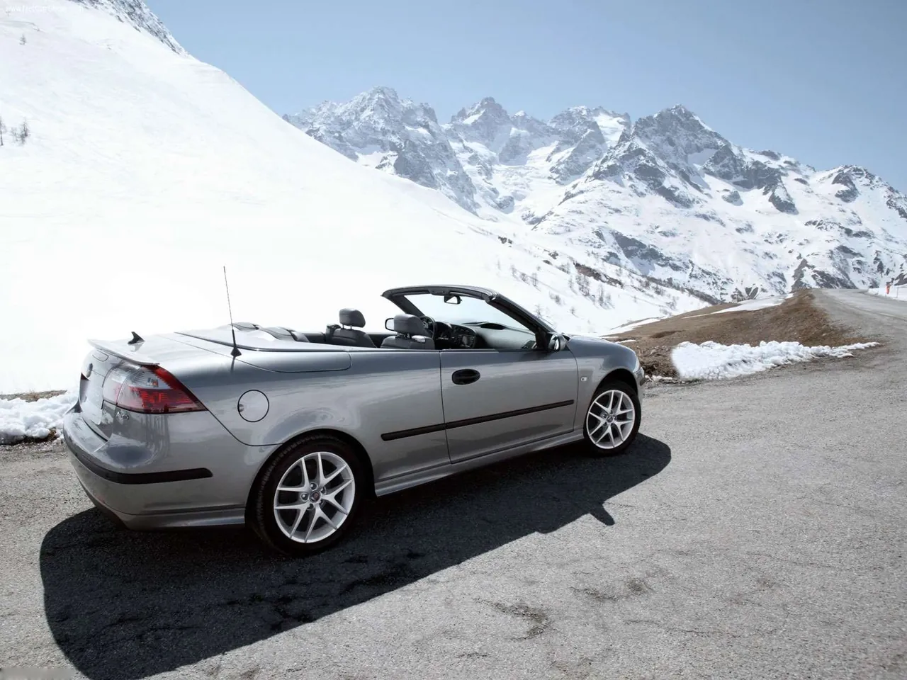 Saab 9-3 Convertible (2005) – zadní tříčtvrteční pohled