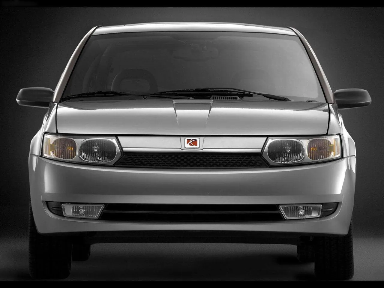 Saturn ION Sedan (2003) – zepředu