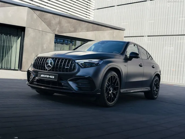 Mercedes-Benz GLC53 AMG Coupe (2027)