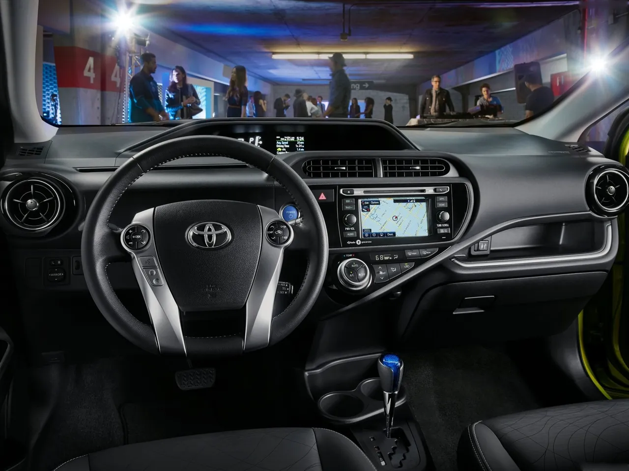 Toyota Prius c (2015) - Interior