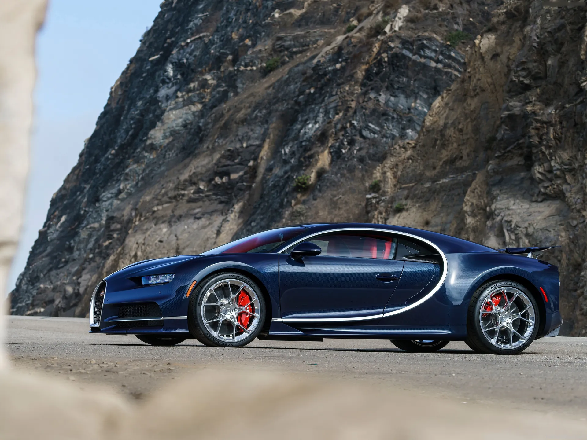 Bugatti Chiron (2017)