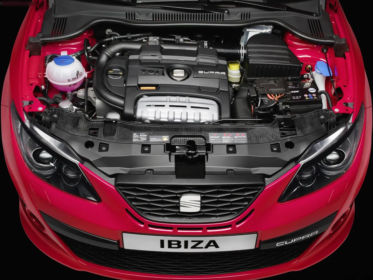Seat Ibiza Cupra (2009) – motorový prostor