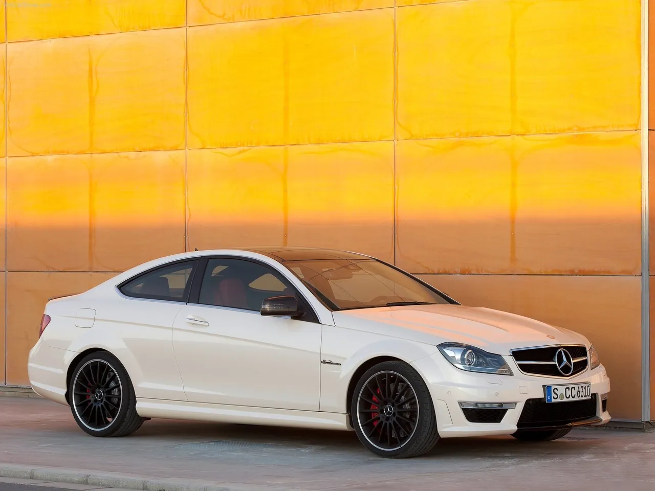 Mercedes-Benz C63 AMG Coupe (2012)
