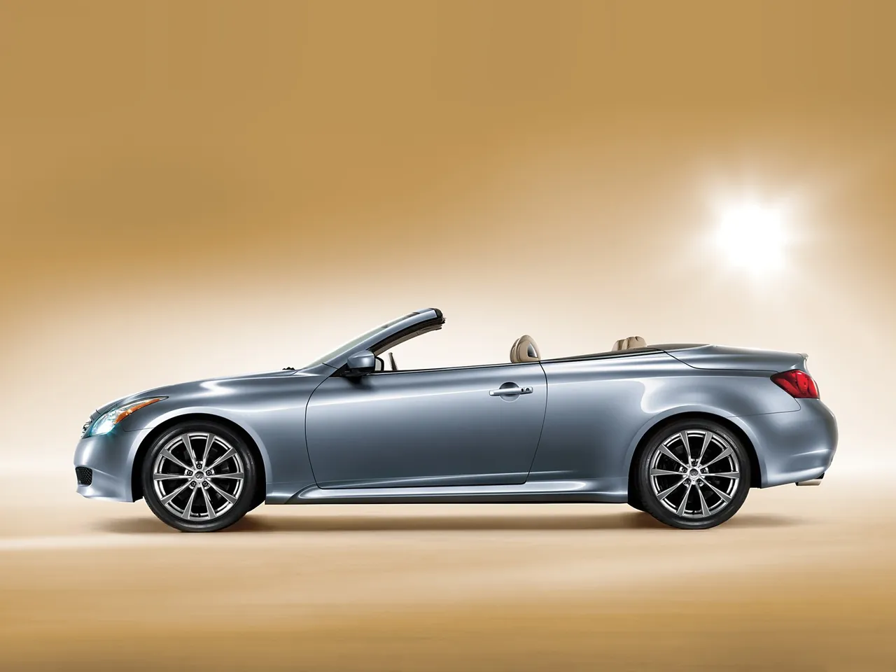 Infiniti G37 Convertible (2009) – boční profil