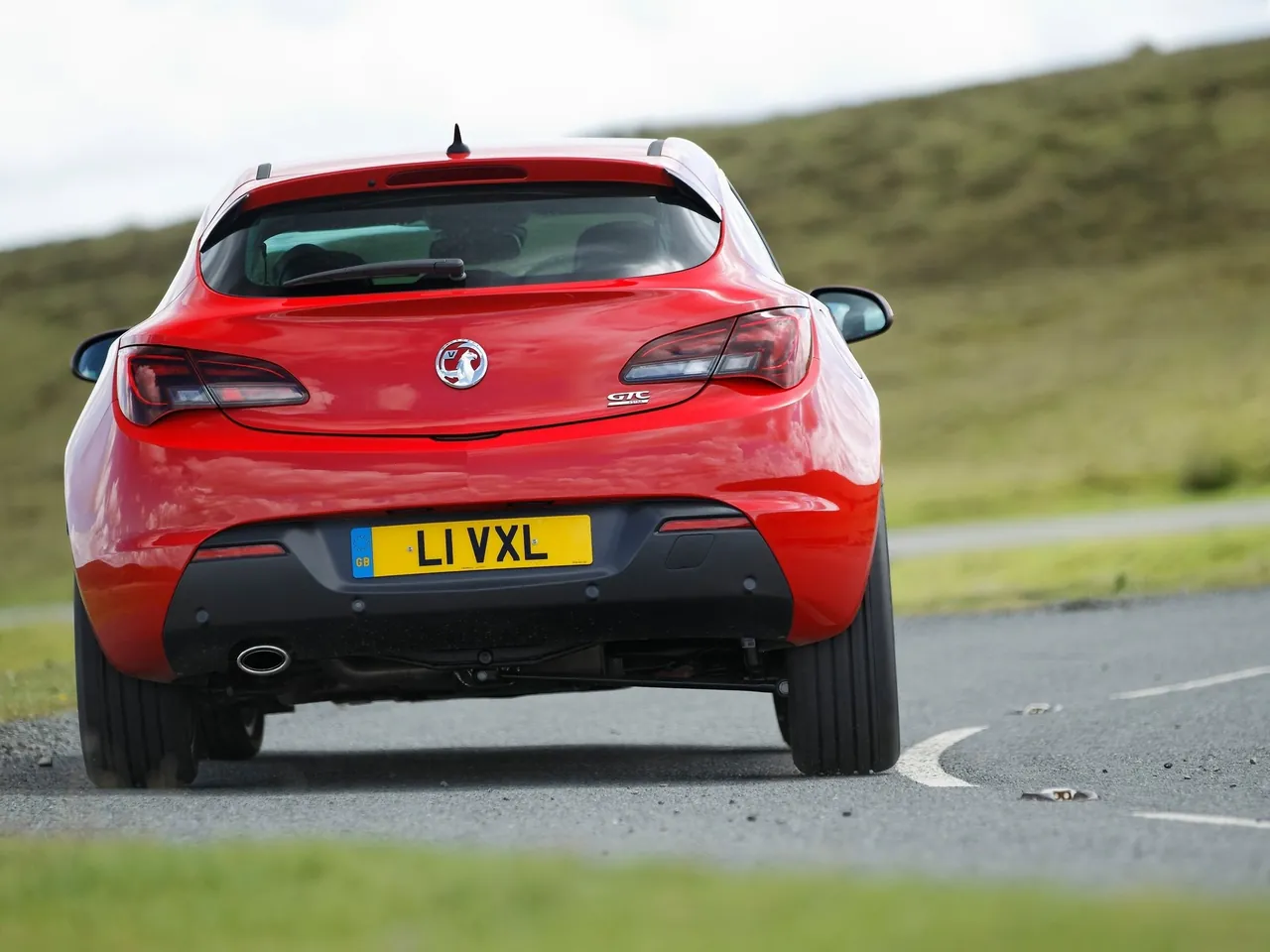 Vauxhall Astra GTC (2012) – zezadu