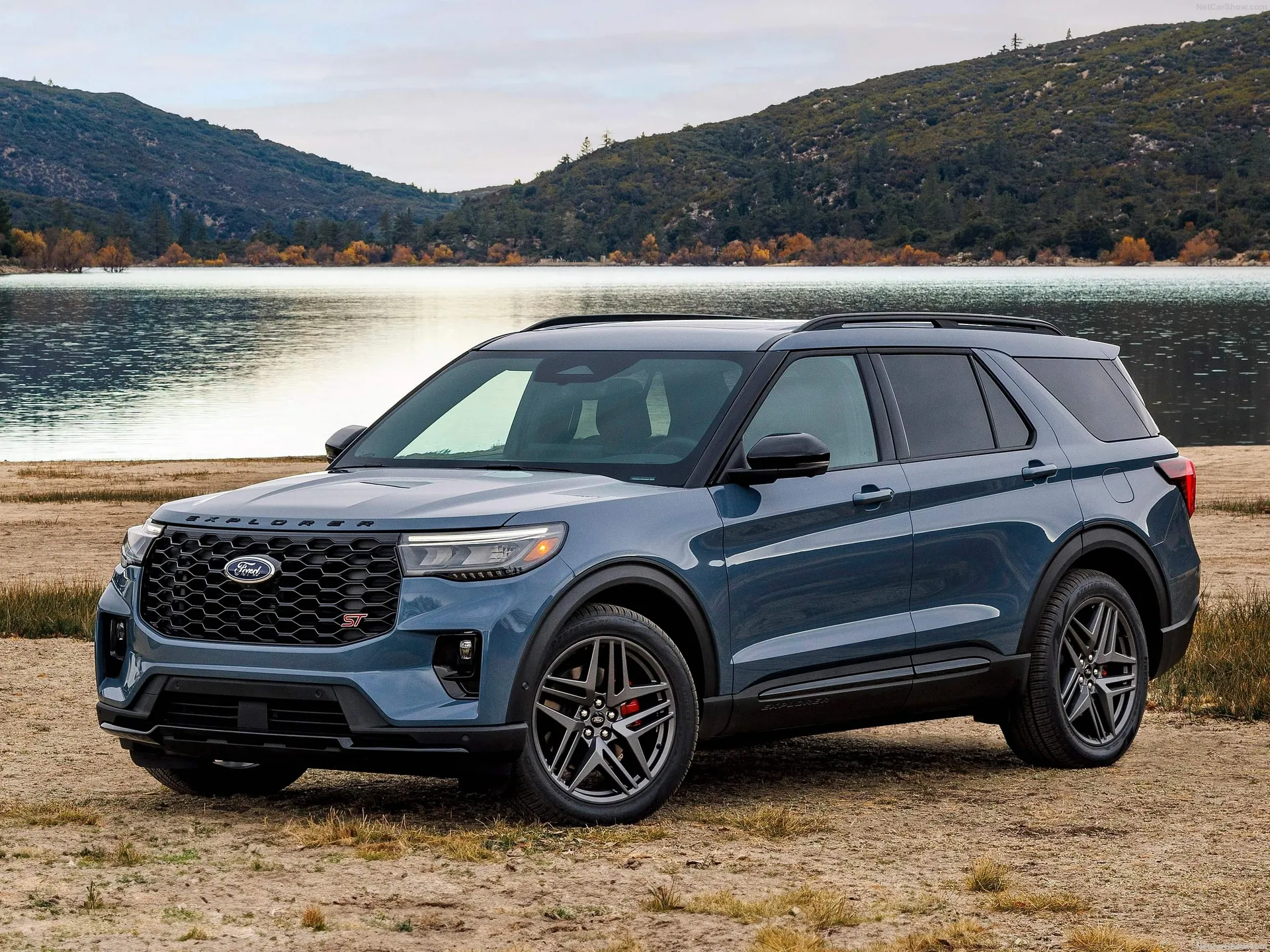 Ford Explorer ST (2025)