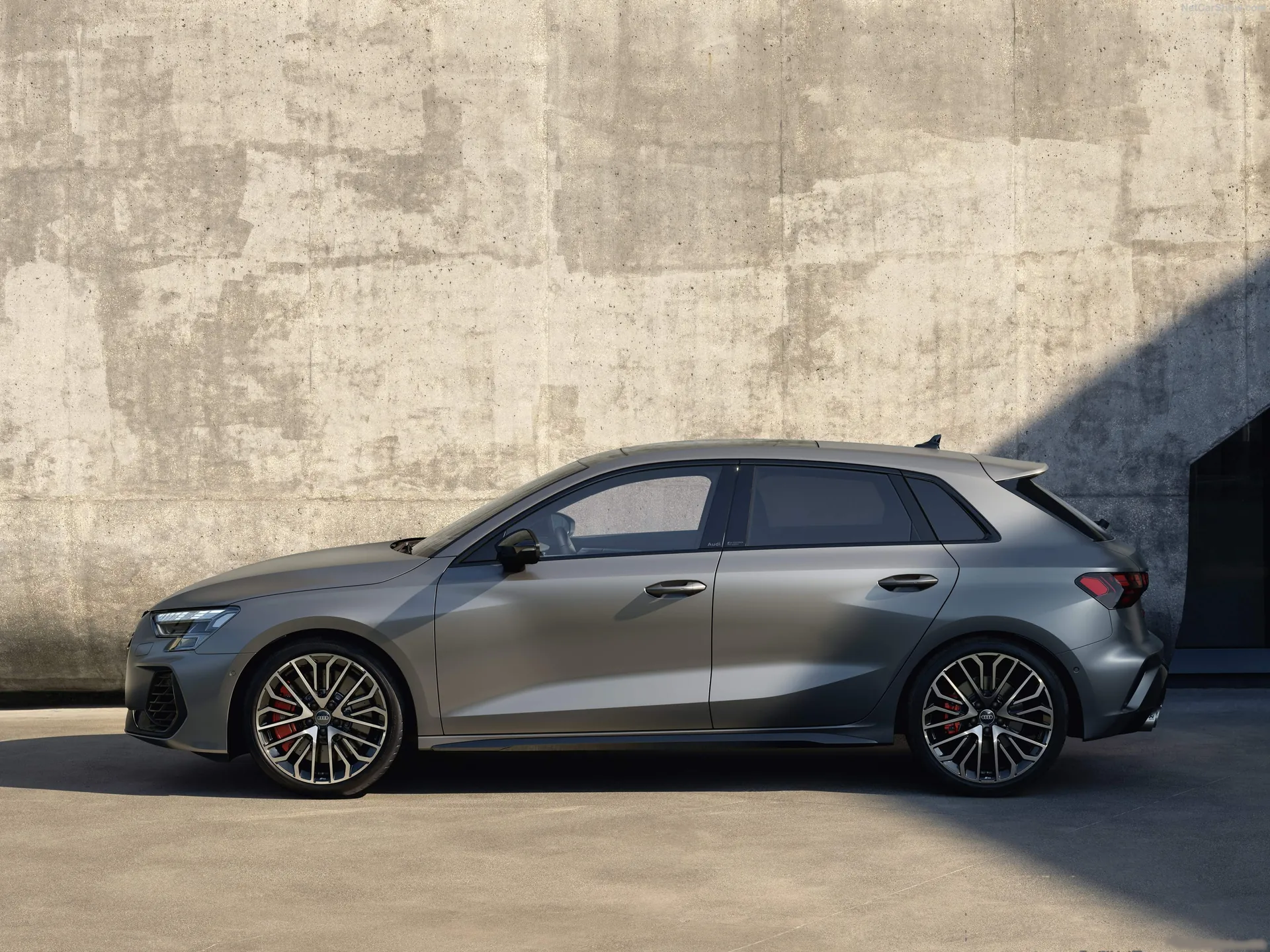 Audi S3 Sportback (2025) – boční profil