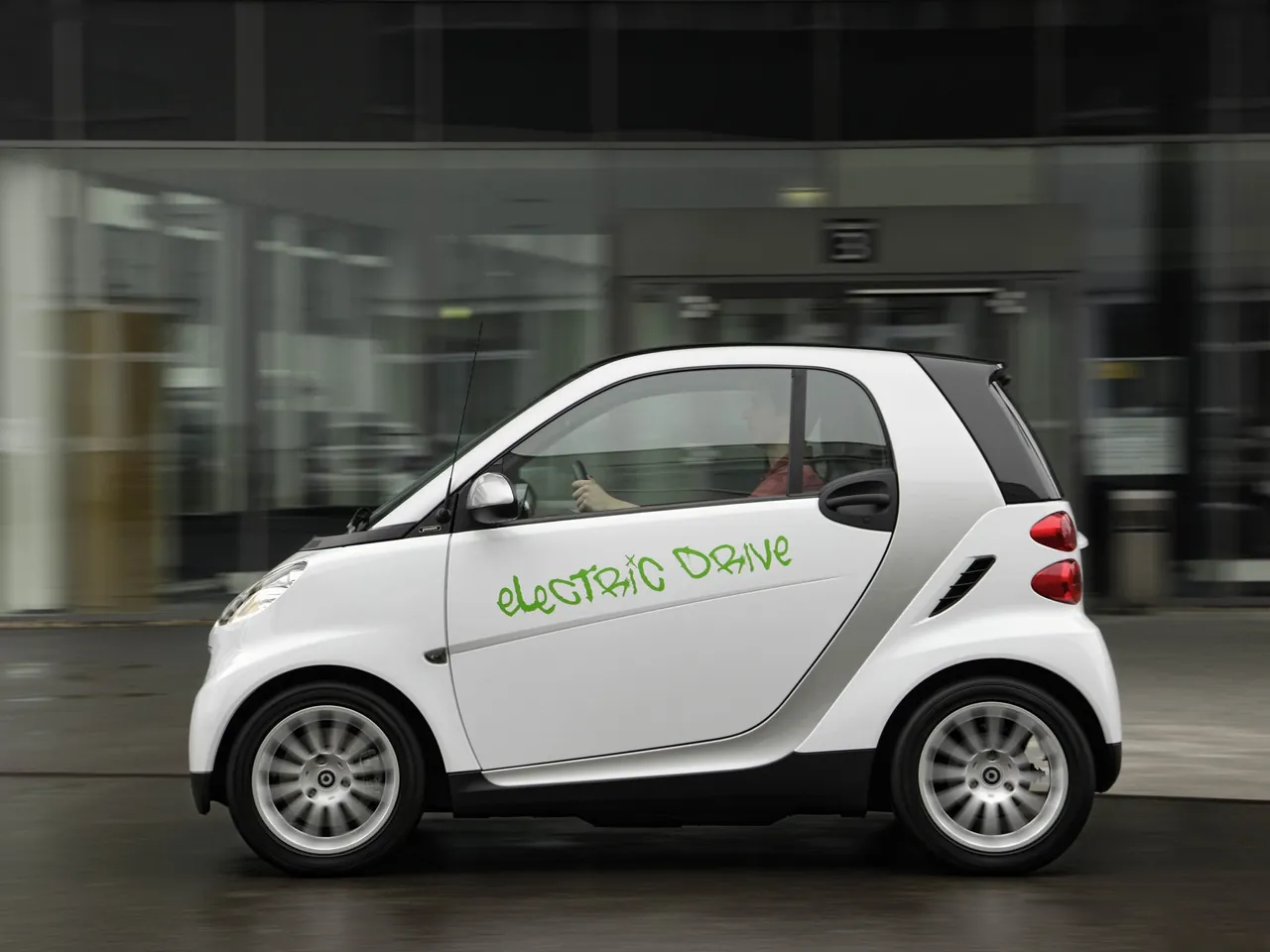 Smart fortwo EV Concept (2009) – boční profil