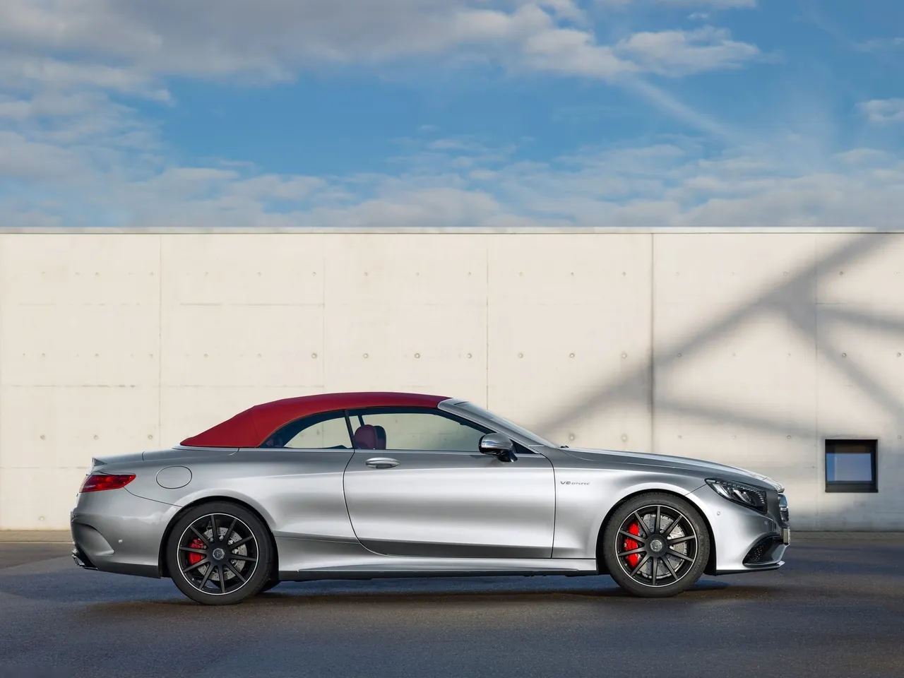 Mercedes-Benz S63 AMG 4Matic Cabriolet Edition 130 (2016) – boční profil