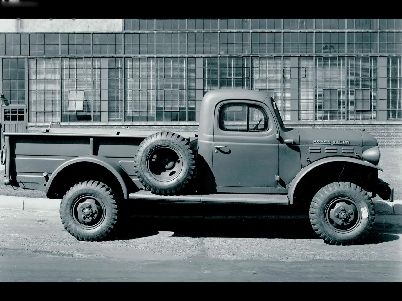 Dodge Ram Power Wagon (1951)