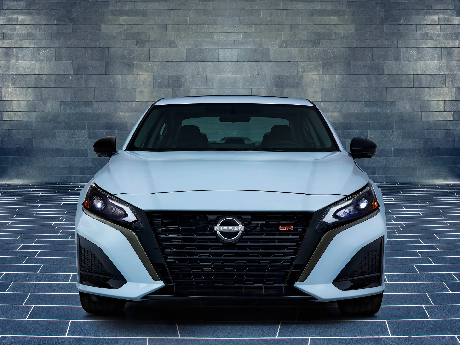 Nissan Altima (2023) – zepředu
