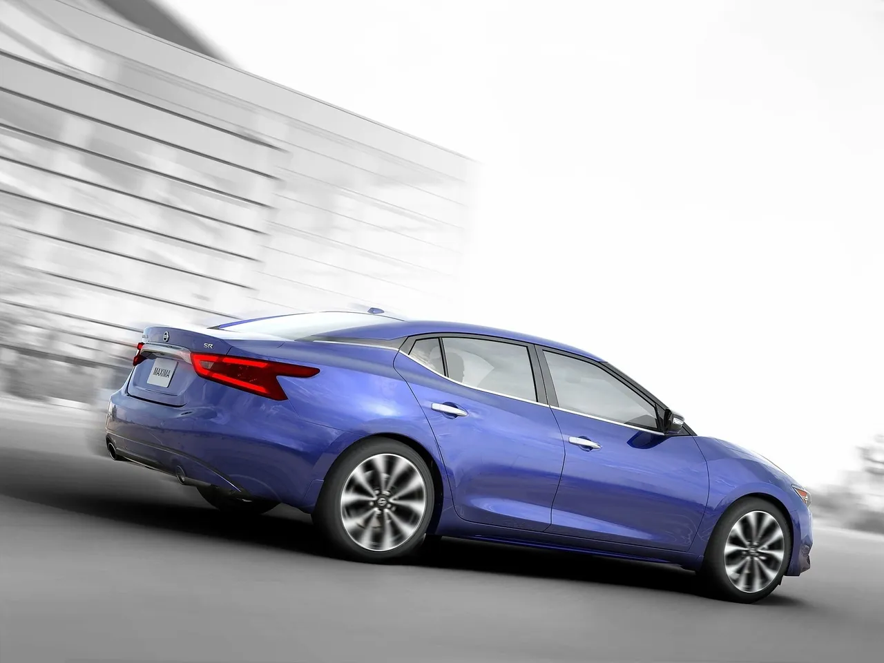 Nissan Maxima (2016) – zadní tříčtvrteční pohled