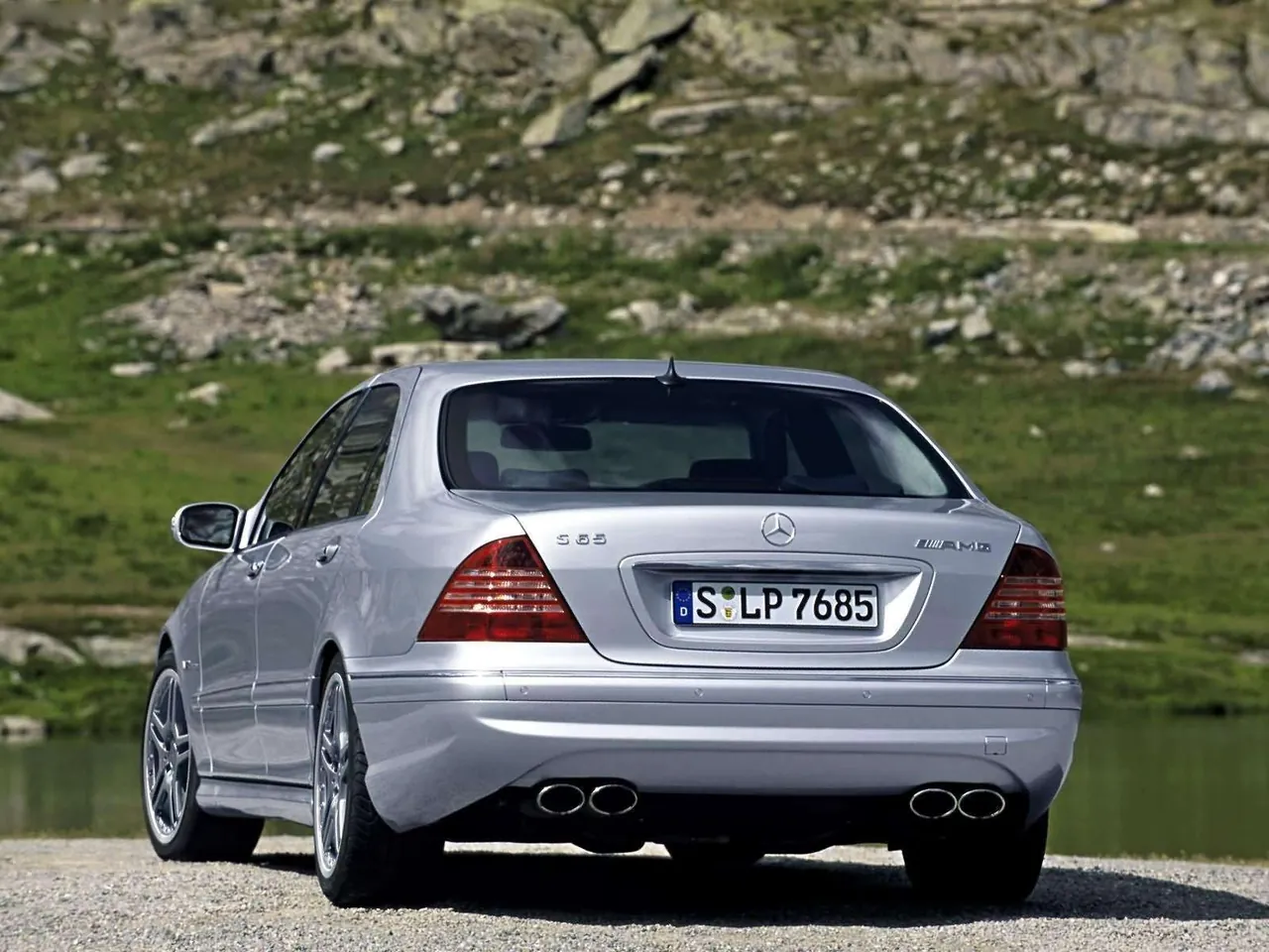 Mercedes-Benz S65 AMG (2004) - Rear Three-Quarter
