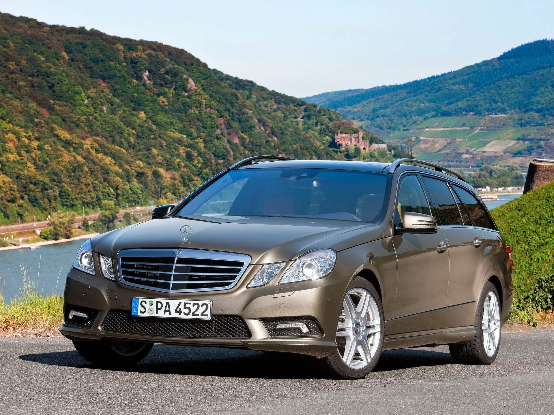 Mercedes-Benz E-Class Estate (2010)
