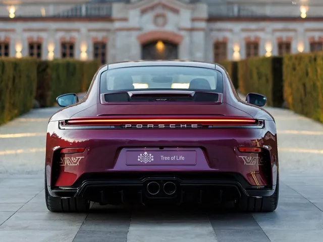 Porsche 911 GT3 Touring Tree of Life (2026)