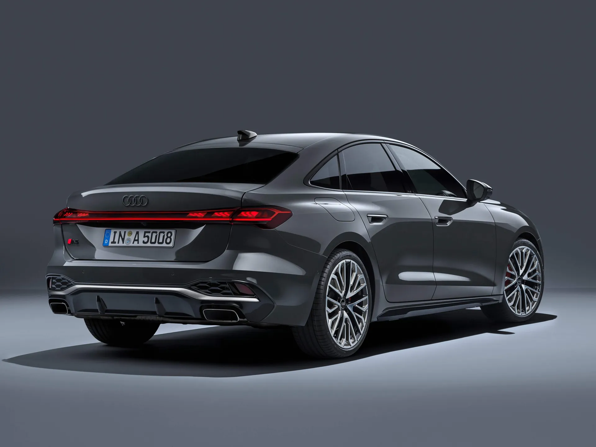 Audi A5 Sedan (2025) – zadní tříčtvrteční pohled