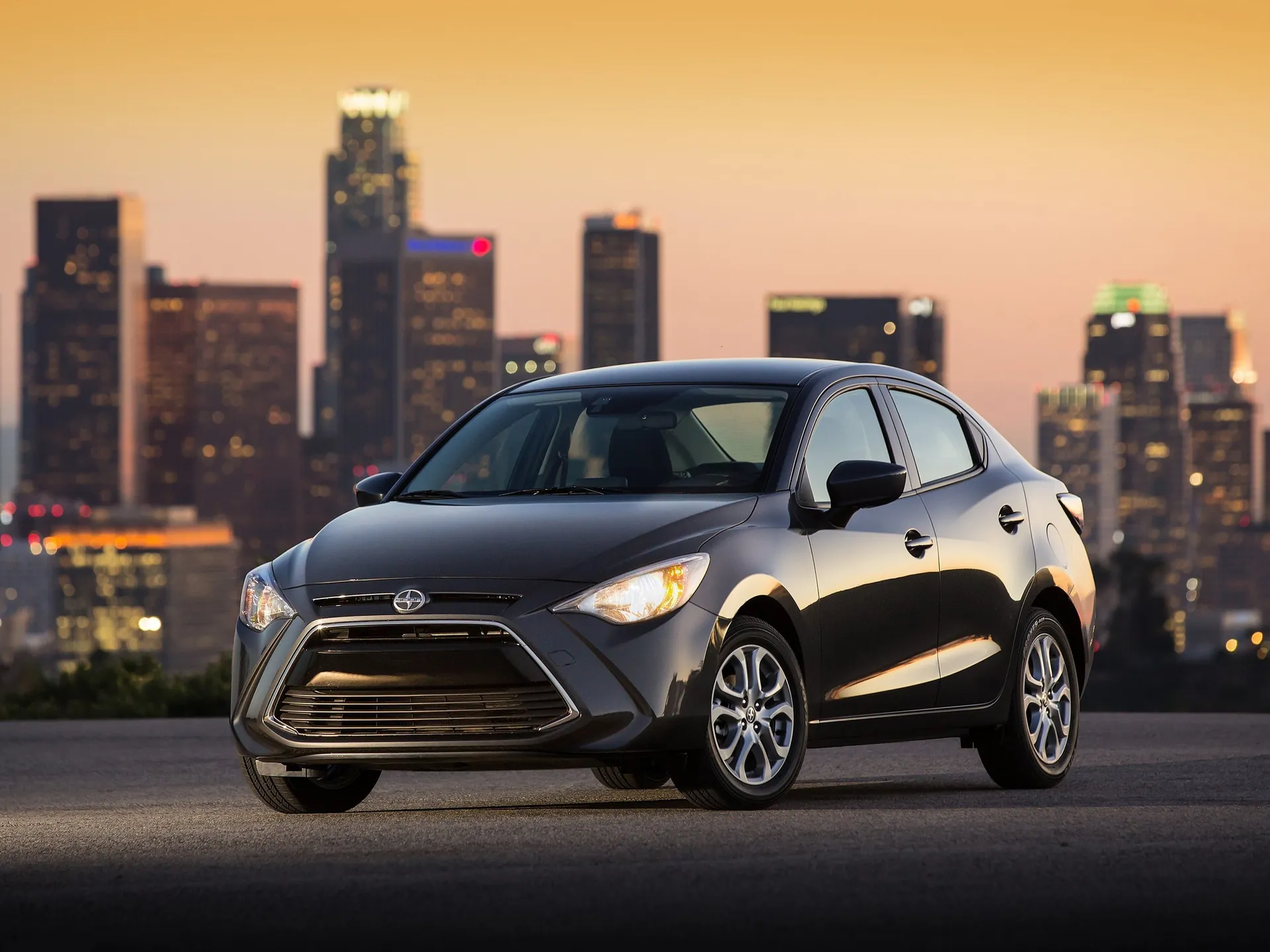 Scion iA (2016)