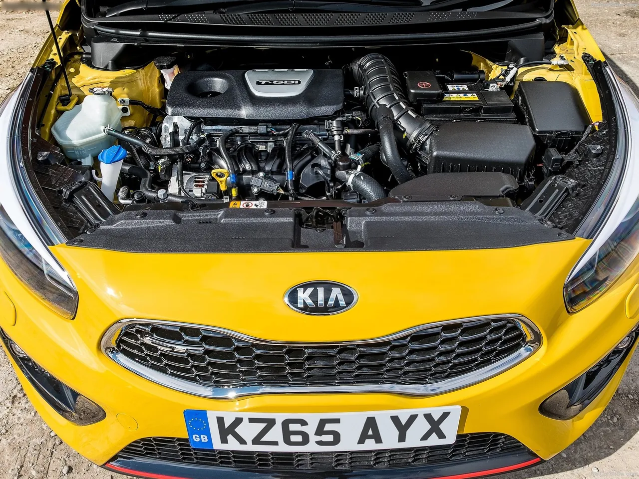 Kia Pro Ceed GT (2016) – motorový prostor
