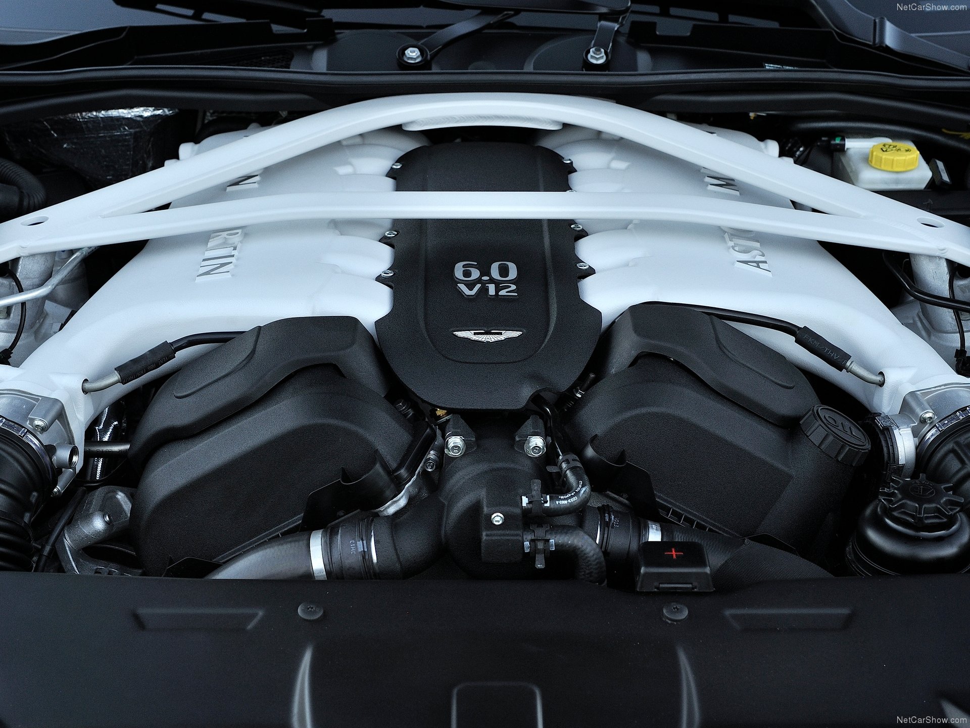 Aston Martin Vanquish Volante (2014) – motor