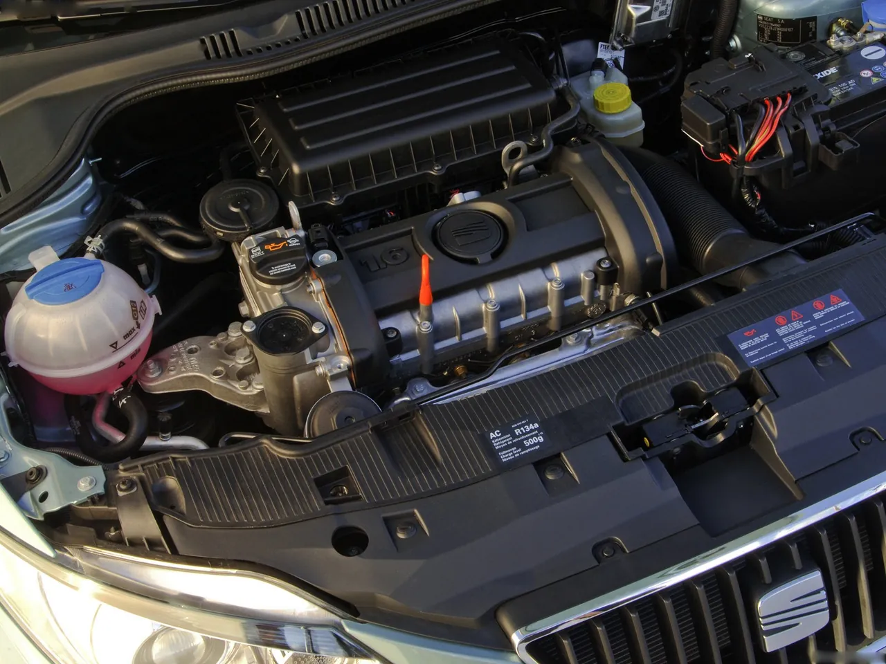 Seat Ibiza (2009) – motorový prostor