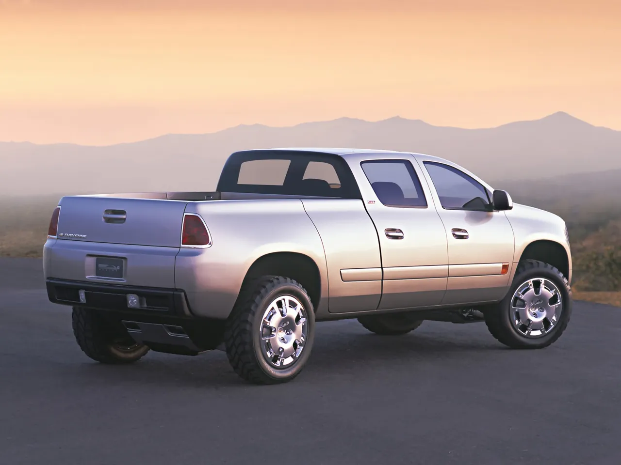 Chevrolet Cheyenne Concept (2004) – zadní tříčtvrteční pohled