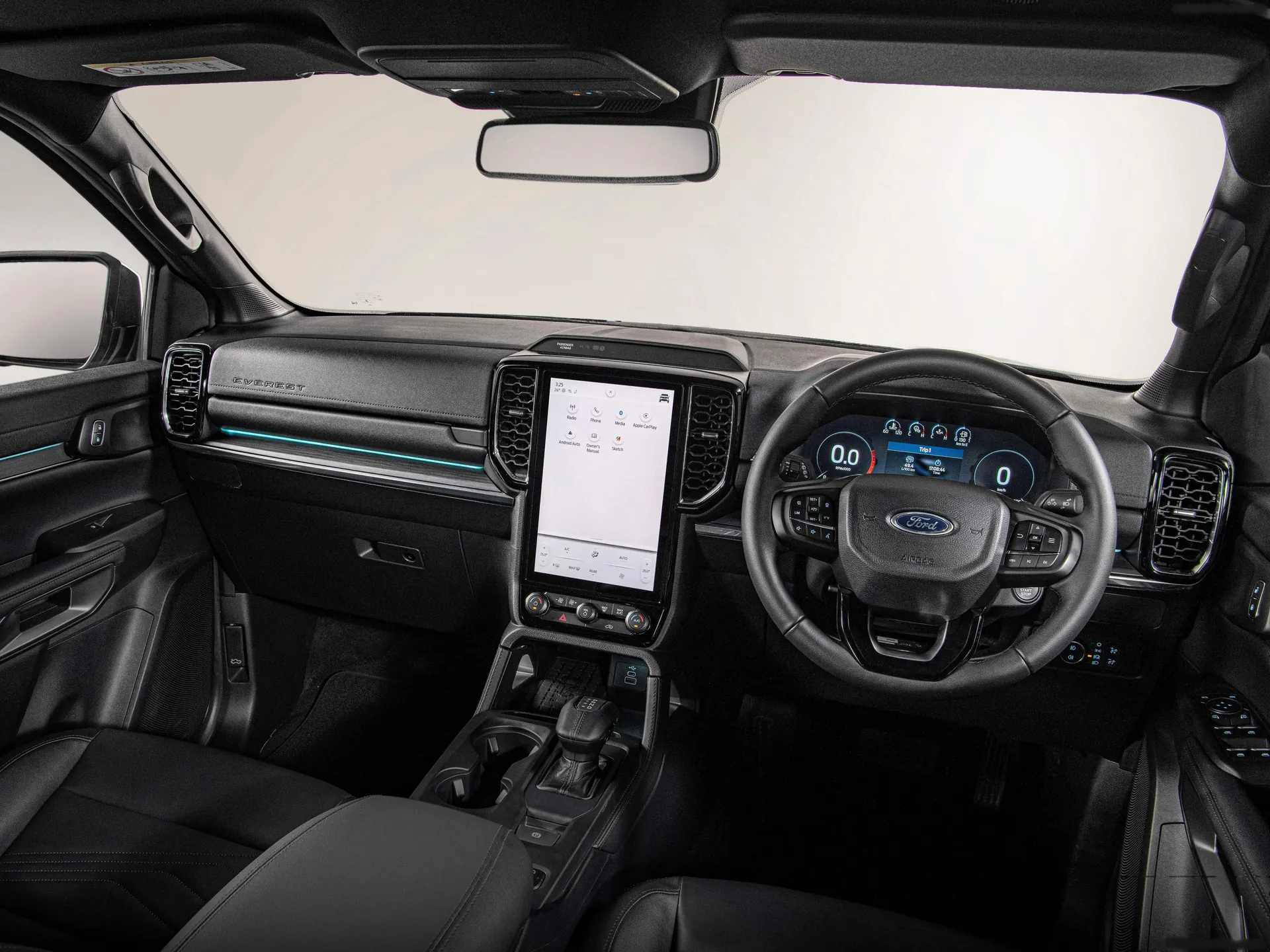 Ford Everest (2023) – interiér