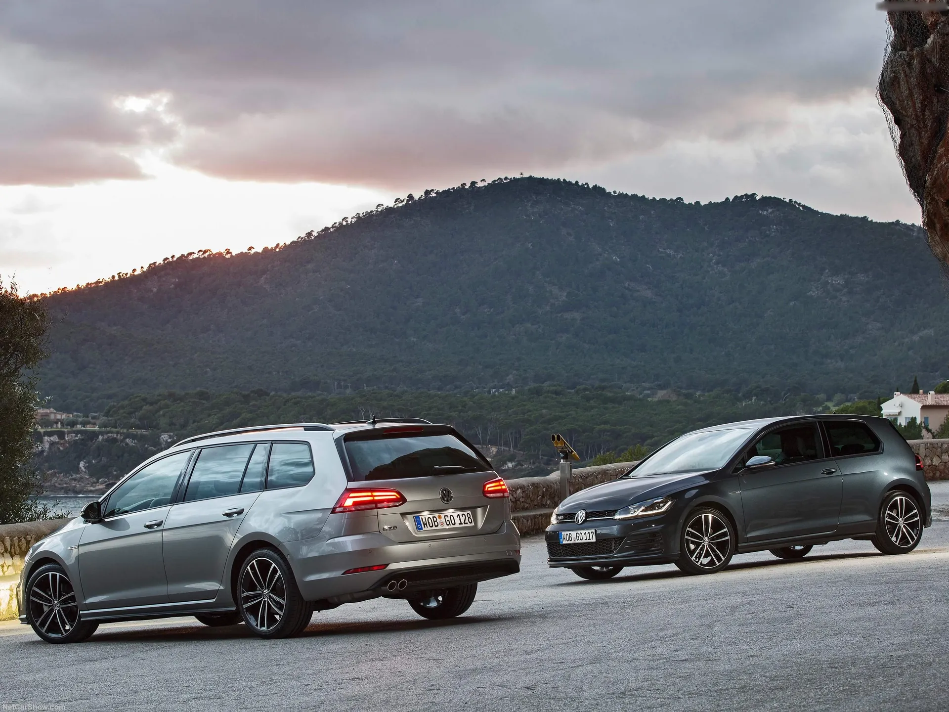 Volkswagen Golf GTD Variant (2017) - Group Shot