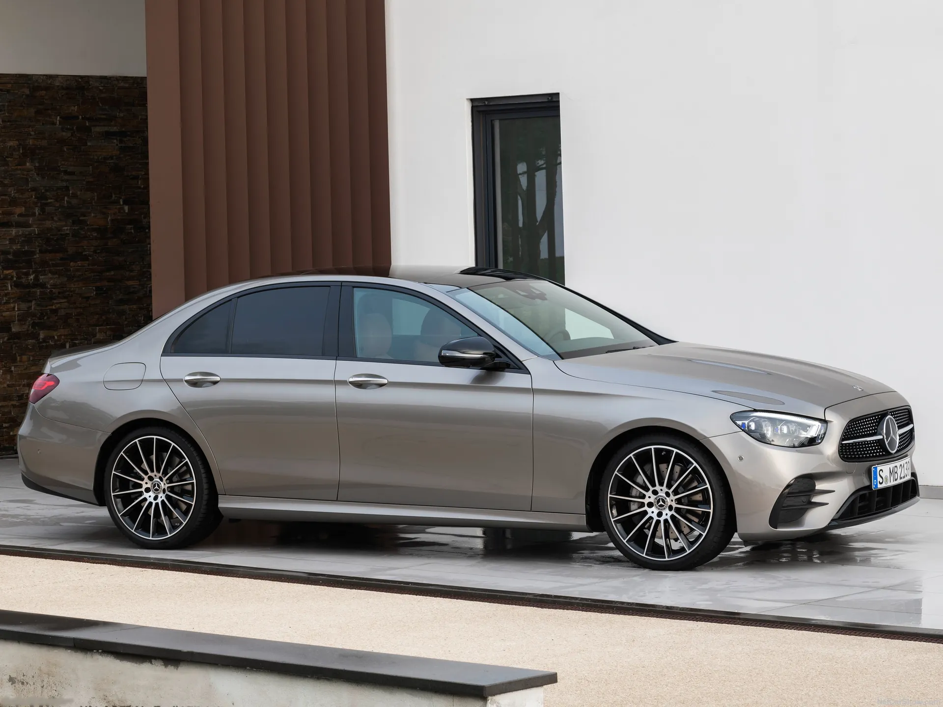 Mercedes-Benz E-Class (2021)