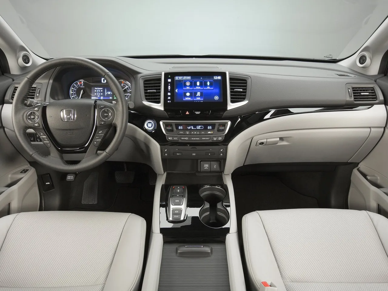 Honda Pilot (2016) – interiér