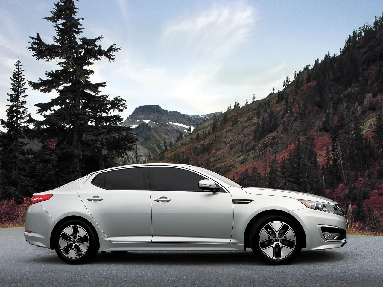 Kia Optima Hybrid (2011) – boční profil