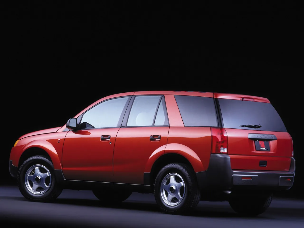 Saturn Vue (2002) – zadní tříčtvrteční pohled