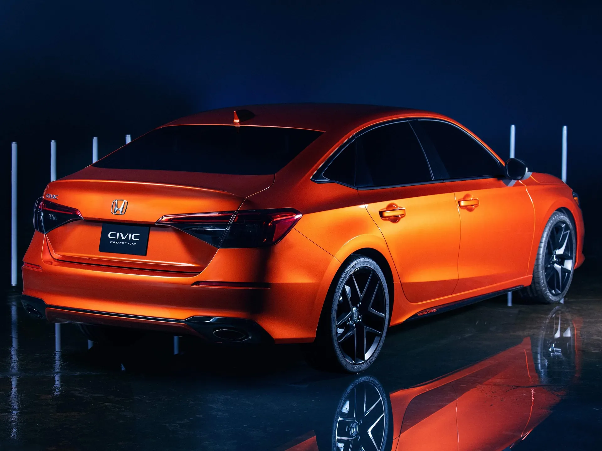 Honda Civic Concept (2020) – zadní tříčtvrteční pohled